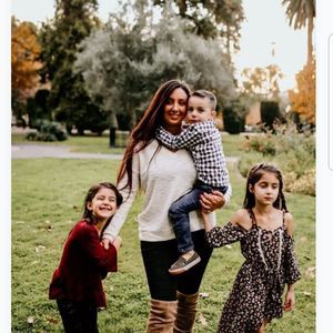 Meet your Posher, Cara